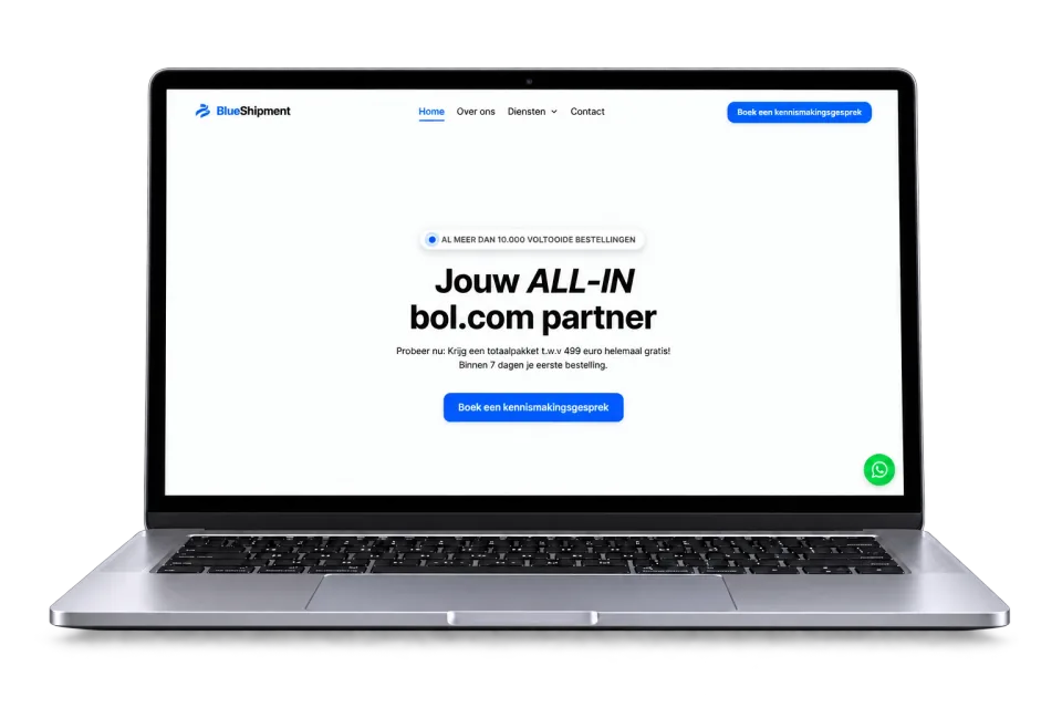 BlueShipment: website gepresenteerd op een laptop op een lichtgrijze achtergrond